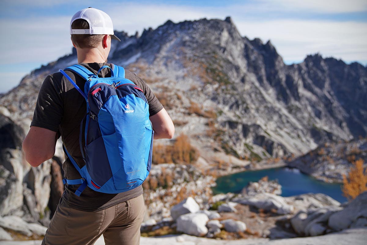 best hydration daypack for hiking